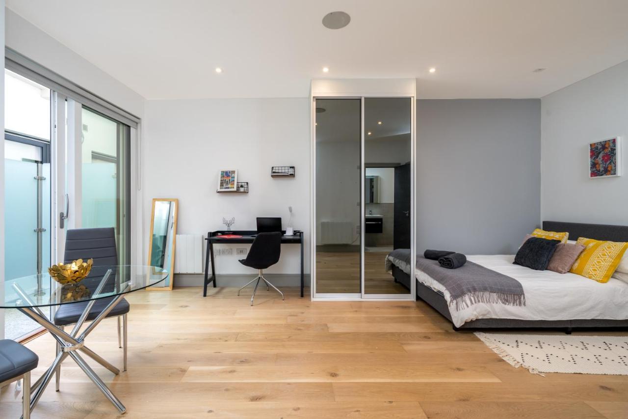 Modern London City Apartment - Victoria Line Exterior foto